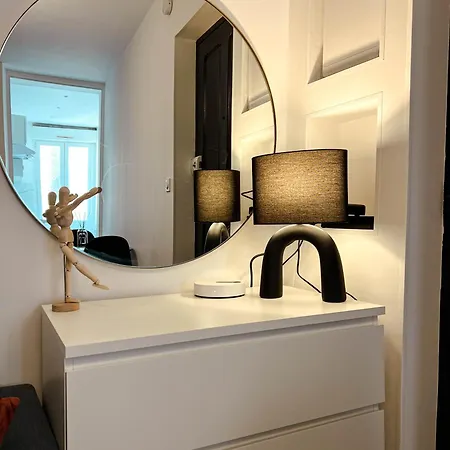 Le Cosy Et Confortable A 15min A Pied De La Gare 公寓 *